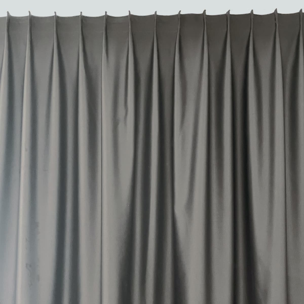 Nachtvorhang hellgrau Bild 3